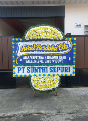 Papan Bunga Duka di Kawangkoan